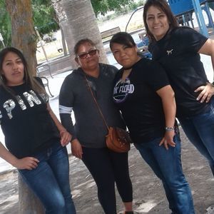 Meet your Posher, Imelda